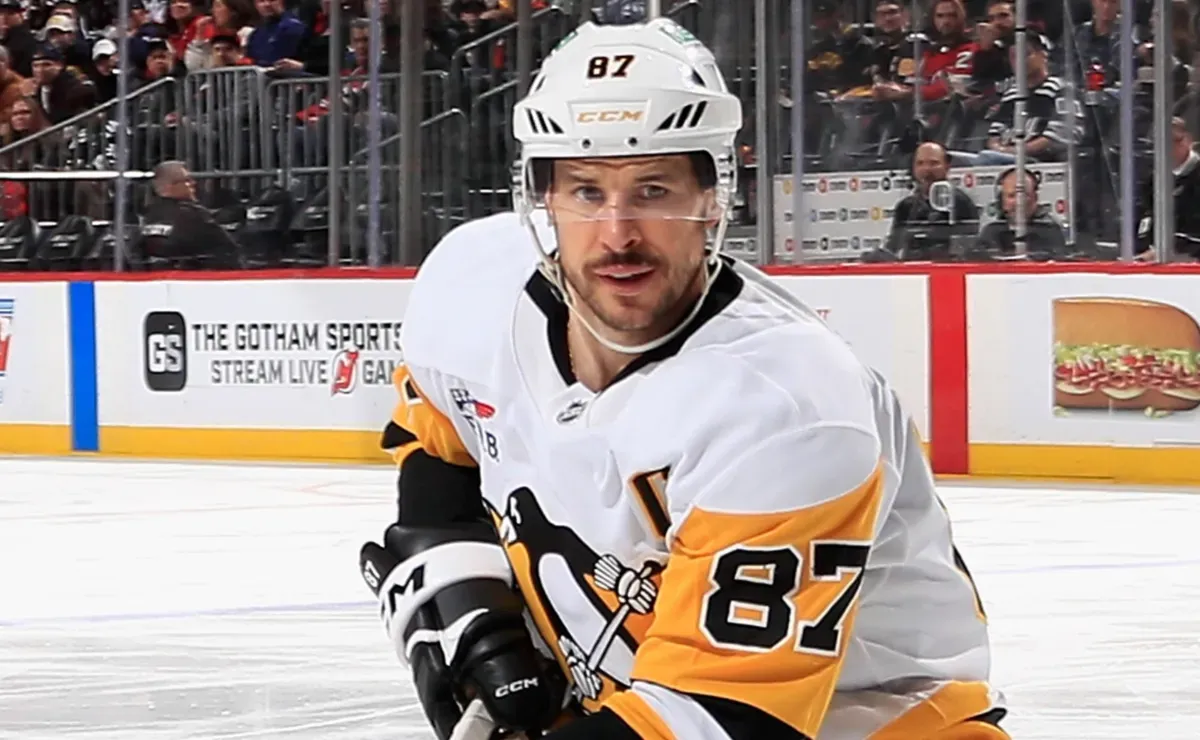 NHL News: Former Sidney Crosby teammate reportedly set to sign PTO with Connor Bedard's Blackhawks after career-best season