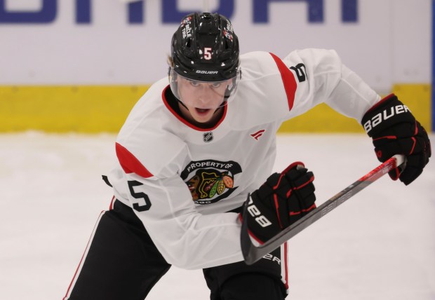 Defenseman Connor Murphy (5) practices Thursday, Sept. 18, 2025, as the Chicago Blackhawks begin training camp at Fifth Third Arena. (Brian Cassella/Chicago Tribune)