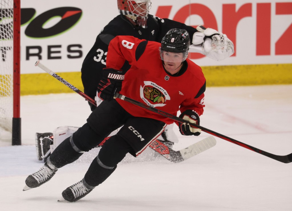 Chicago Blackhawks get taste of 'game' action in scrimmage