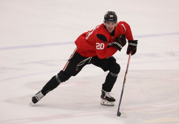 Center Ryan Greene (20) practices Thursday, Sept. 18, 2025, as the Chicago Blackhawks begin training camp at Fifth Third Arena. (Brian Cassella/Chicago Tribune)