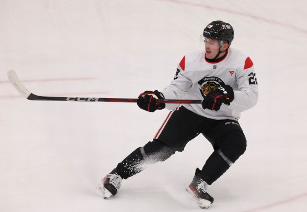 Right wing Joey Anderson (22) practices Thursday, Sept. 18, 2025, as the Chicago Blackhawks begin training camp at Fifth Third Arena. (Brian Cassella/Chicago Tribune)