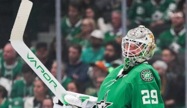 Stars goalie Jake Oettinger reveals his cheat meal, pregame hype song, in-game quirks