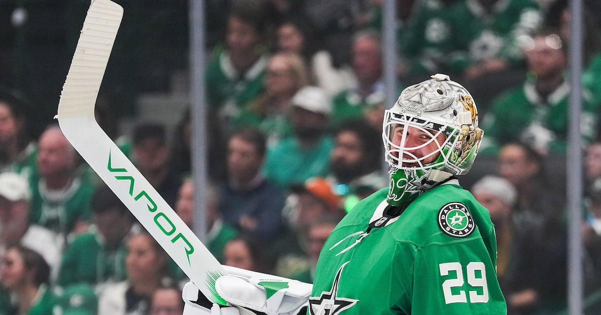 Stars goalie Jake Oettinger reveals his cheat meal, pregame hype song, in-game quirks