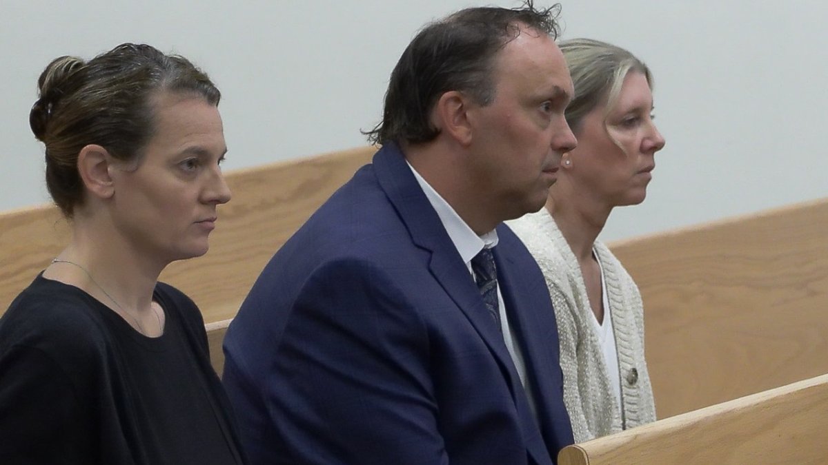 Former Boston Bruins player Eric Nickulas charged with child enticement – NBC Boston