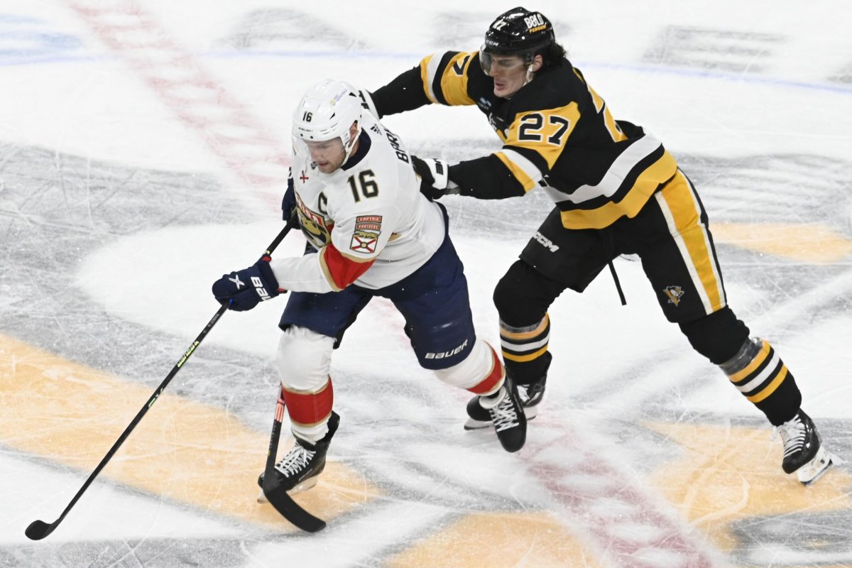 Florida Panthers' Aleksander Barkov has knee surgery, out indefinitely