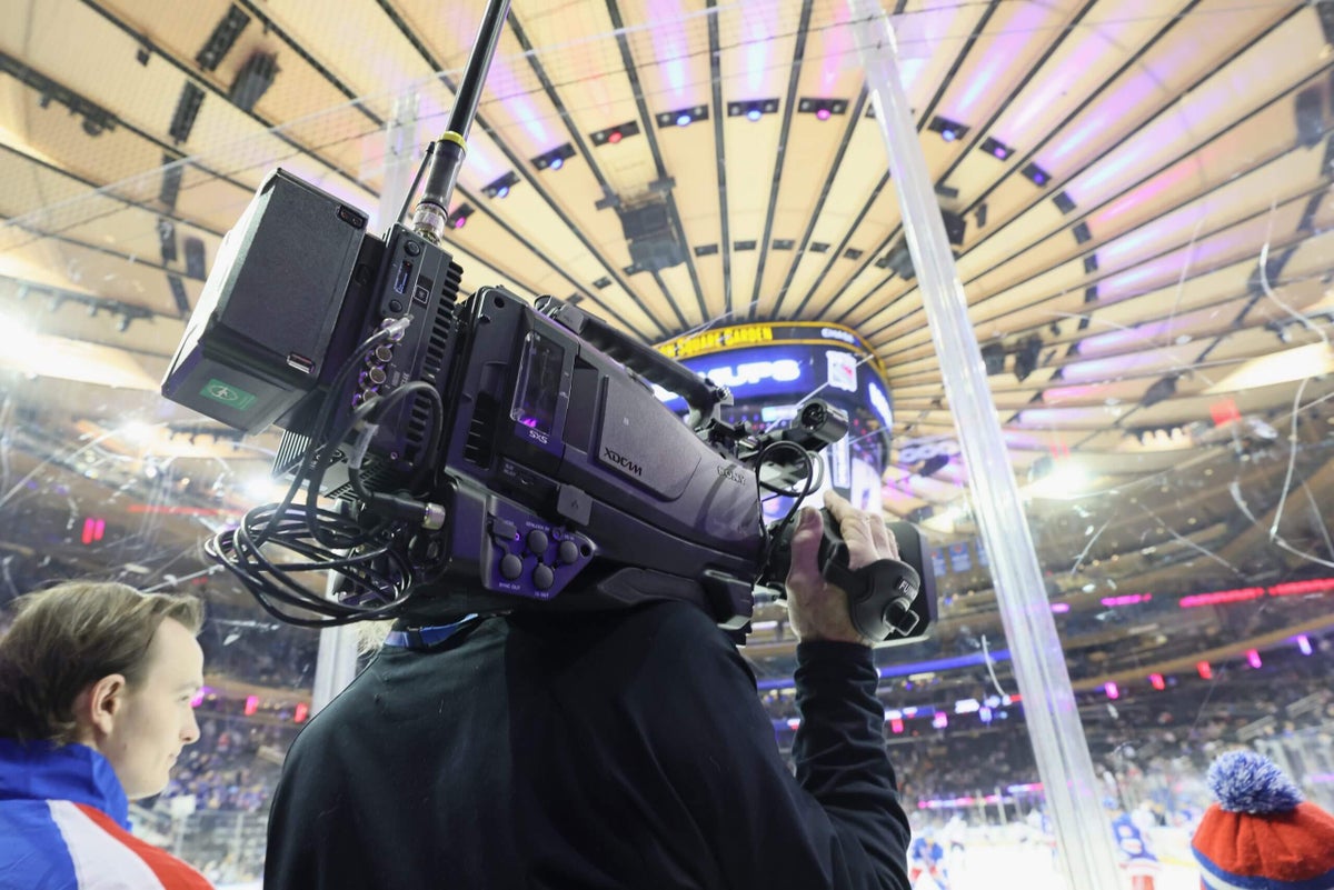 MSG Networks reduces Knicks, Rangers media rights fees in debt-slashing renegotiations