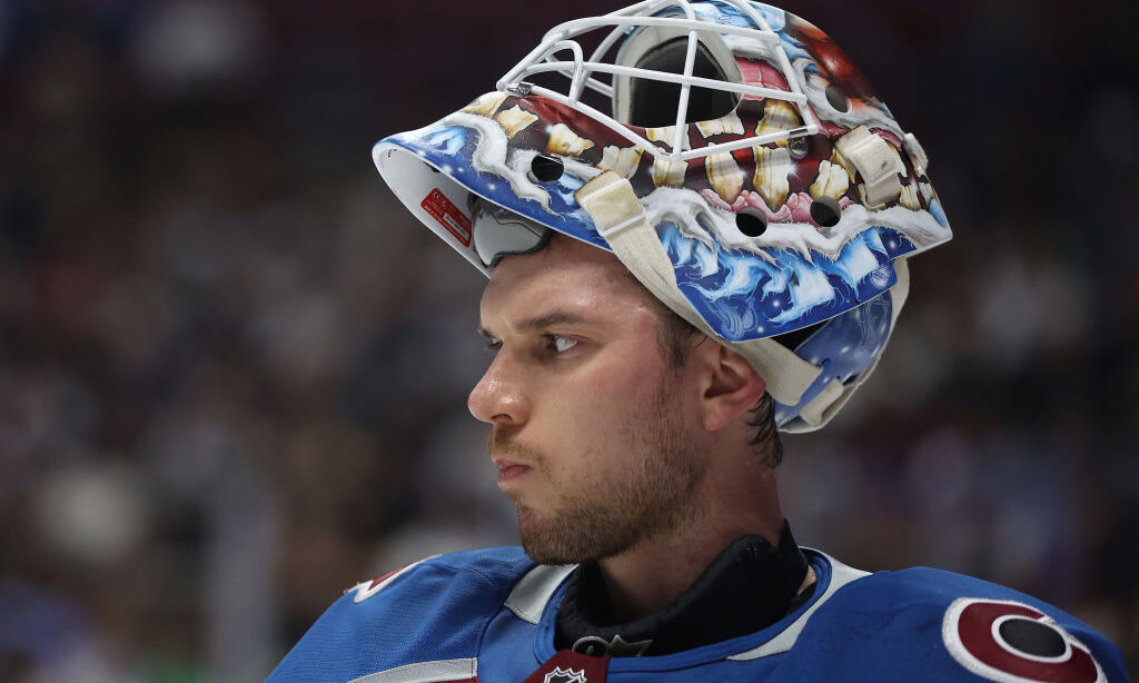 Ex-Avs goalie Alexandar Georgiev signs with one of the worst NHL teams