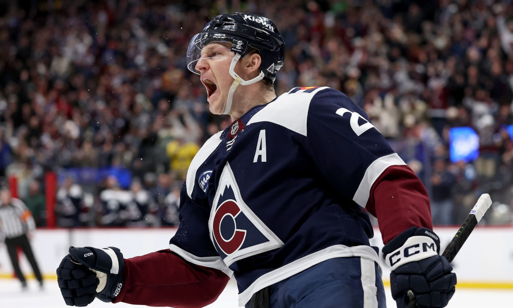 Nathan MacKinnon Avalanche...