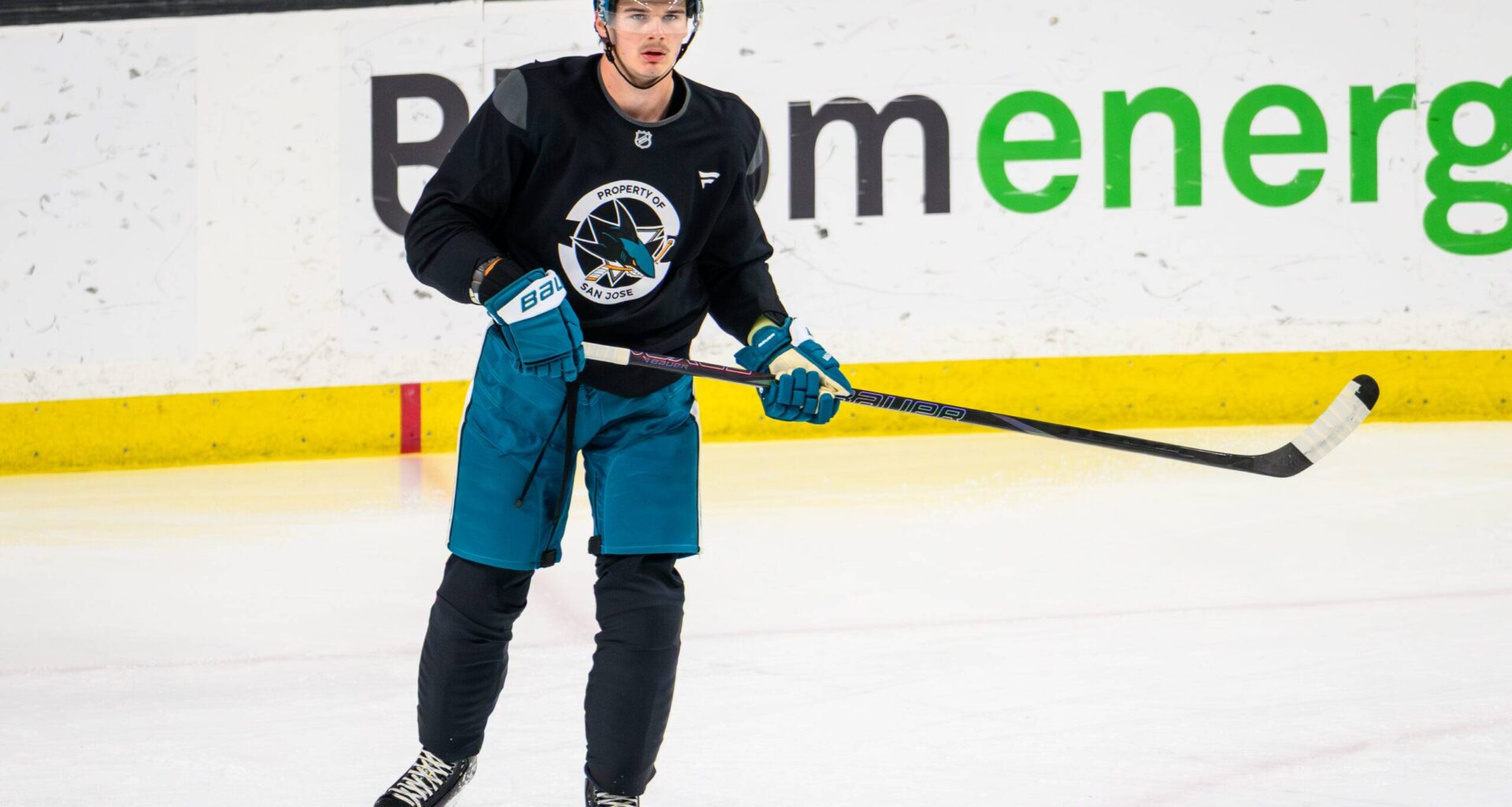 San Jose Sharks prospect Sam Dickinson