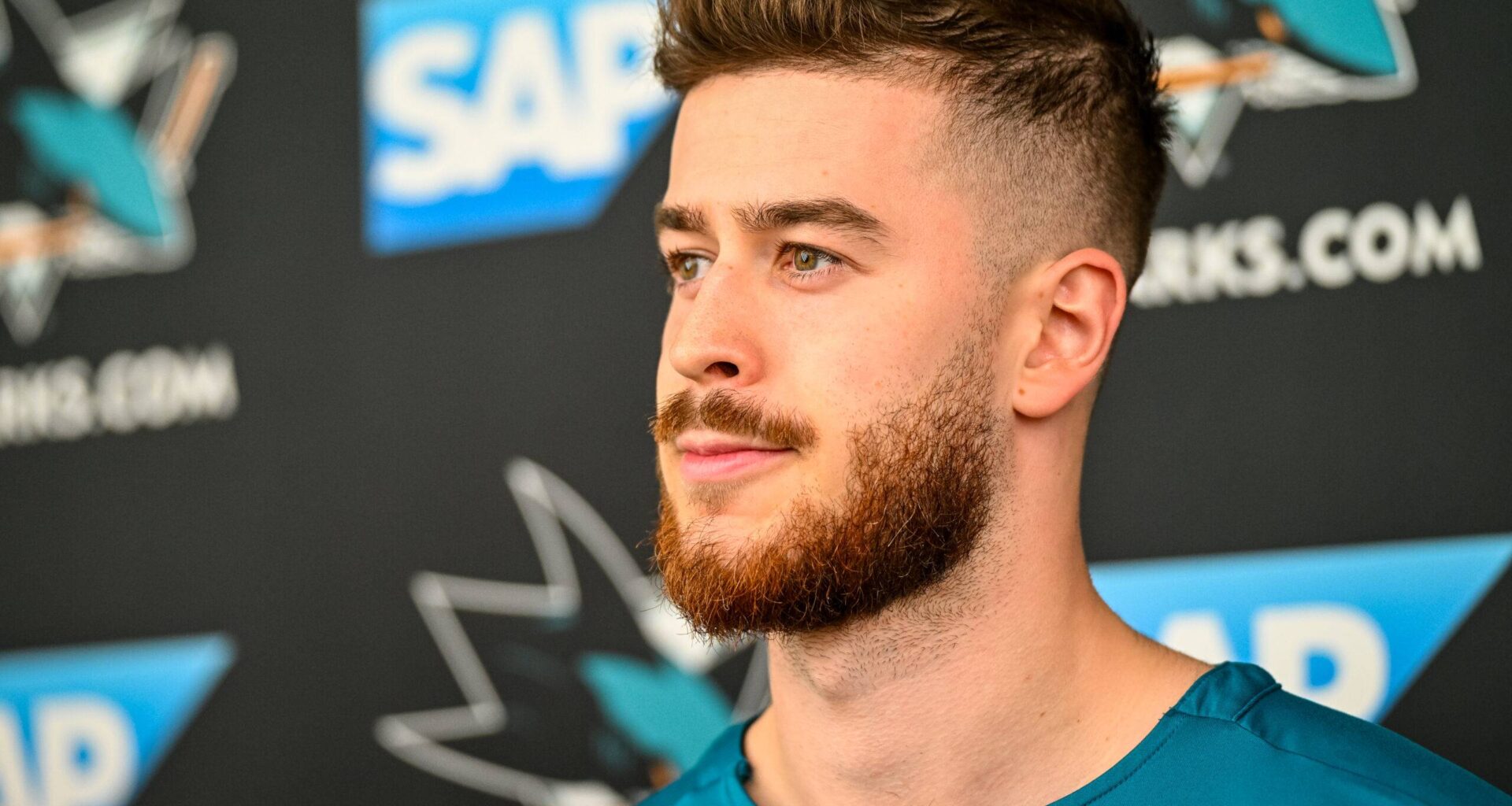 San Jose Sharks goalie Yaroslav Askarov