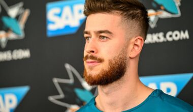 San Jose Sharks goalie Yaroslav Askarov