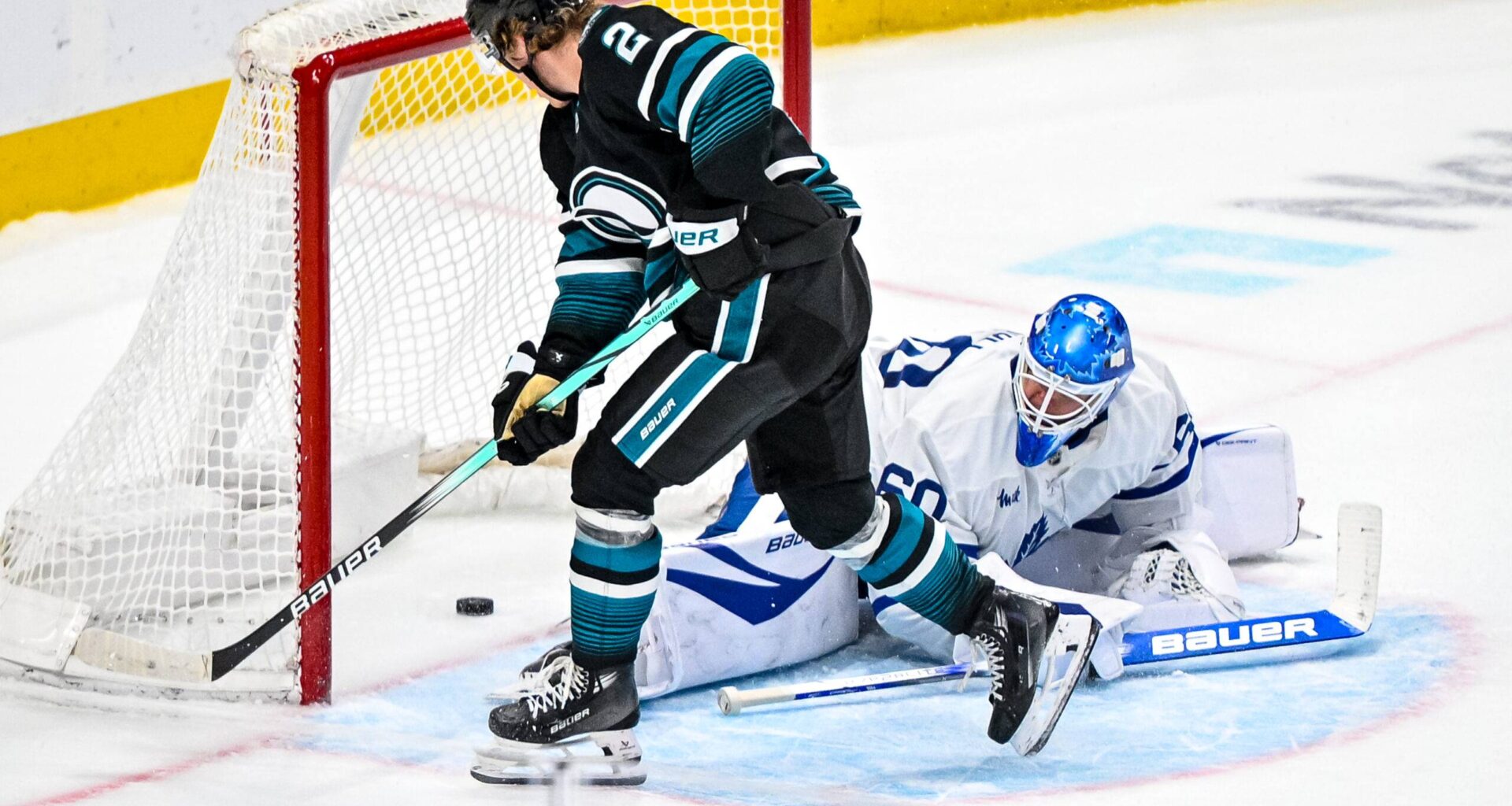 San Jose Sharks forward Will Smith