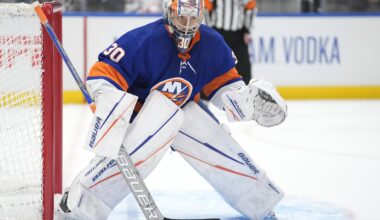 Sorokin gives up Ovechkin’s 895th goal, the 1st he’s allowed to his fellow Russian