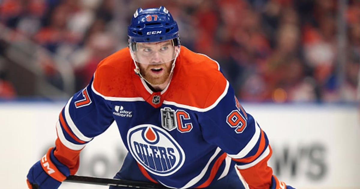 Stan Bowman on Connor McDavid contract talks: ‘We’ll be patient’