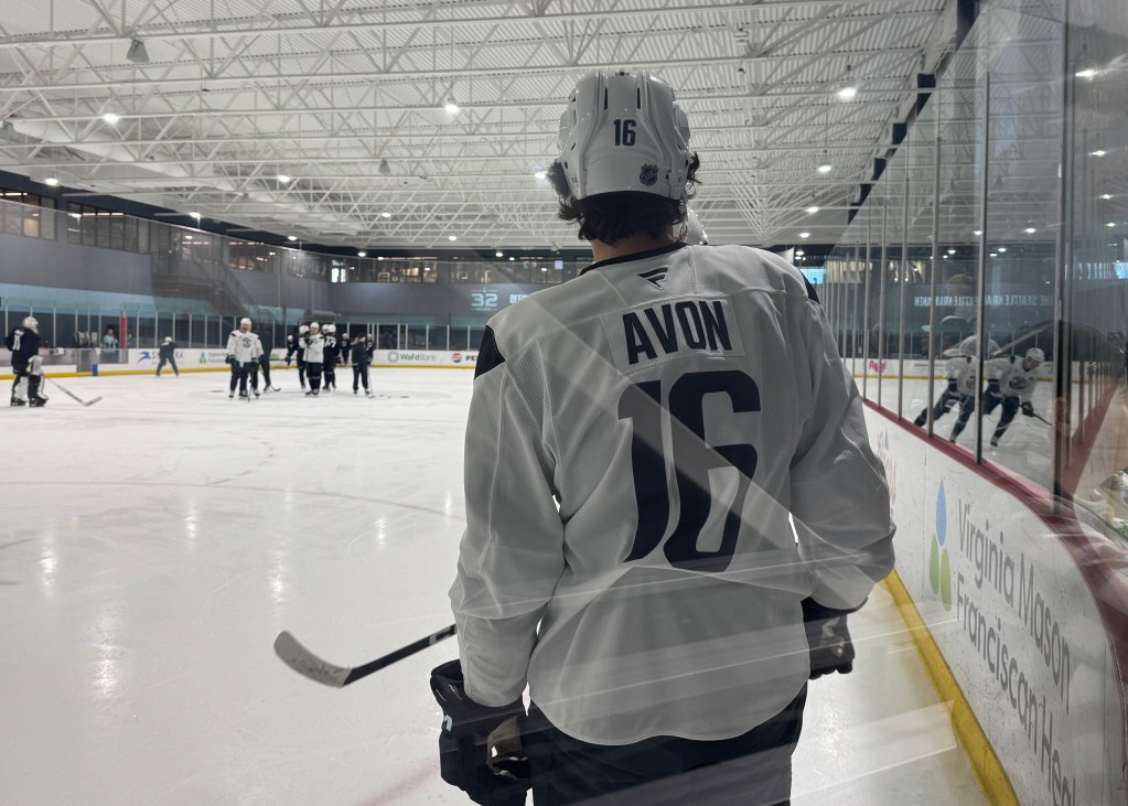 Down on the Farm – Junior seasons begin, J.R. Avon settles in