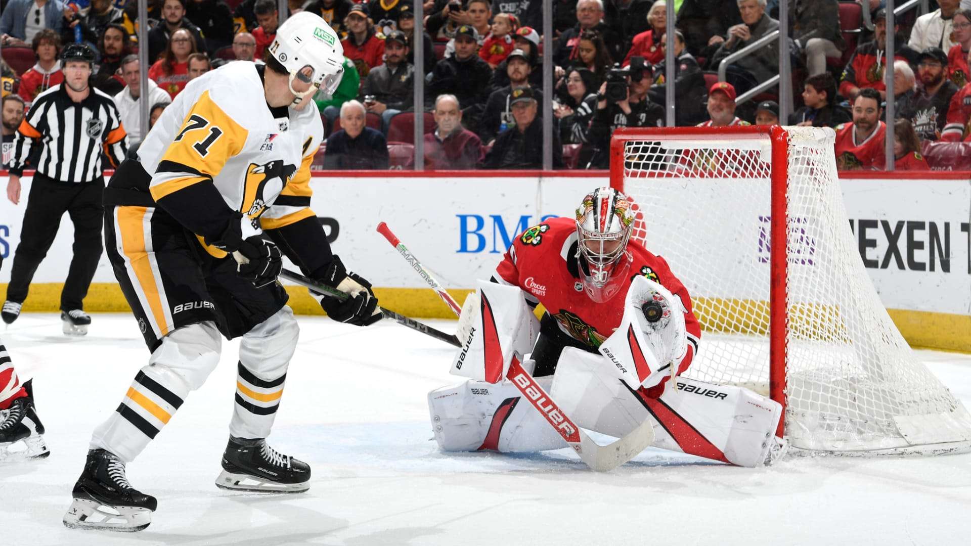 RECAP: Hawks beat Pens 3–1 behind Mikheyev's pair of goals