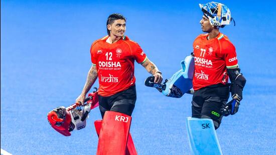 Indian hockey team goalkeepers Krishan Pathak (left) and Suraj Karkera. (HI Photo)