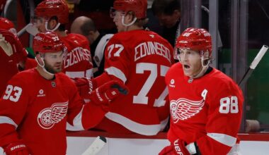 Patrick Kane’s 5-point night leads the Red Wings over the Sabres 7-3