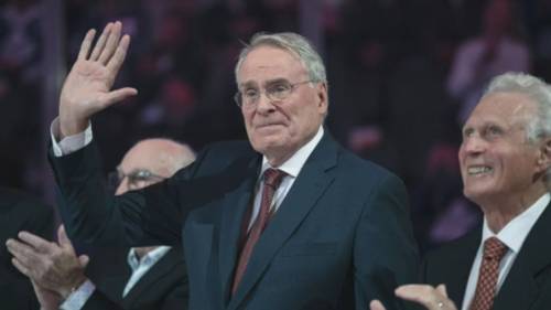 Tributes pour in for former NHL goalie and politician Ken Dryden