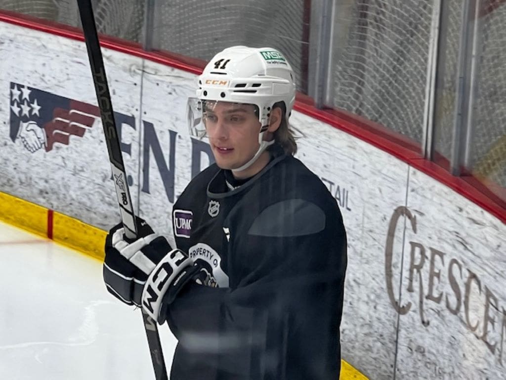 Here's Where Koivunen Could Fit in Penguins' Future