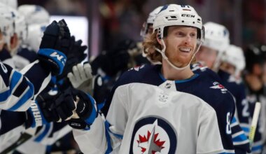 Contract Talks Put Kyle Connor at Center of Jets Camp