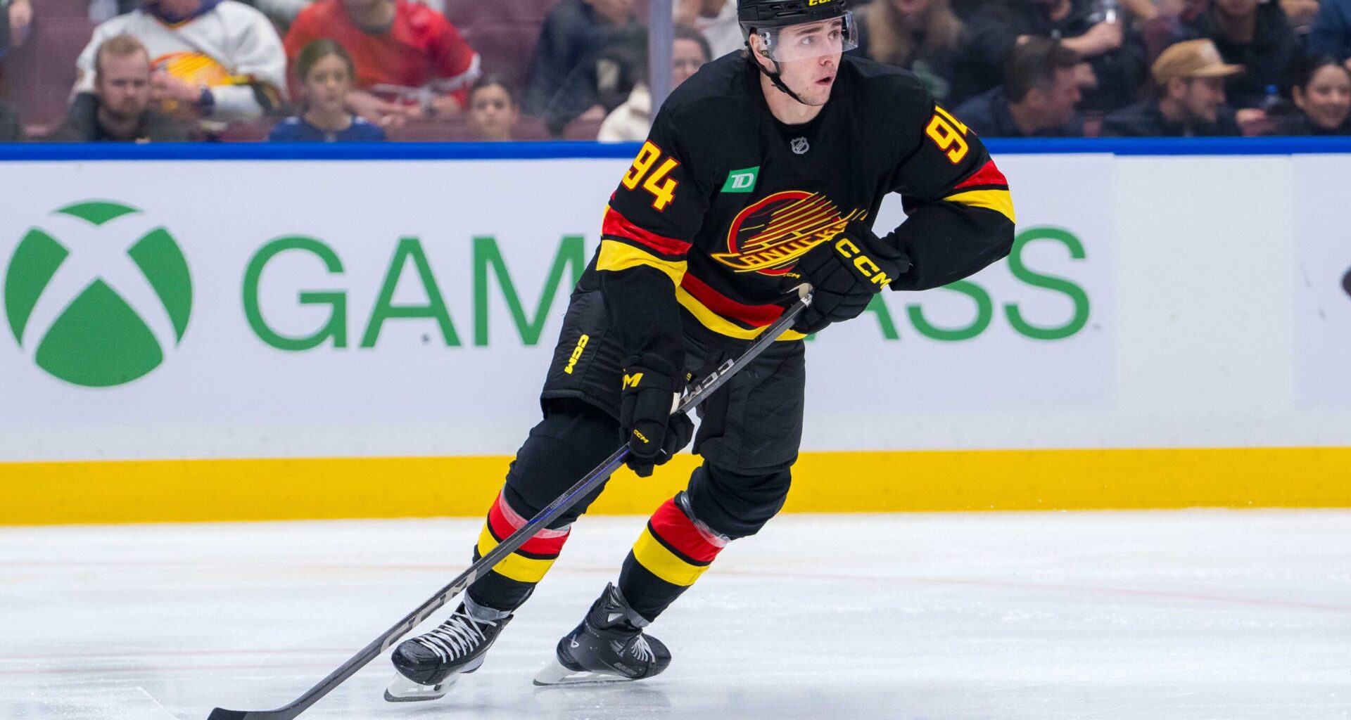 Canucks 2025-26 Player Previews: Linus Karlsson - The Hockey Writers - Vancouver Canucks