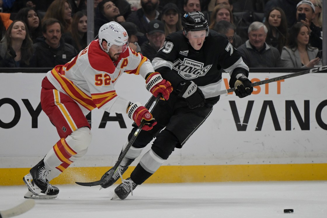 NHL: Calgary Flames at Los Angeles Kings