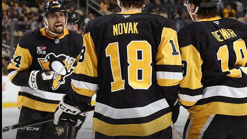 Pittsburgh Penguins Game, 3-1 Win Over Detroit Red Wings. Tommy Novak