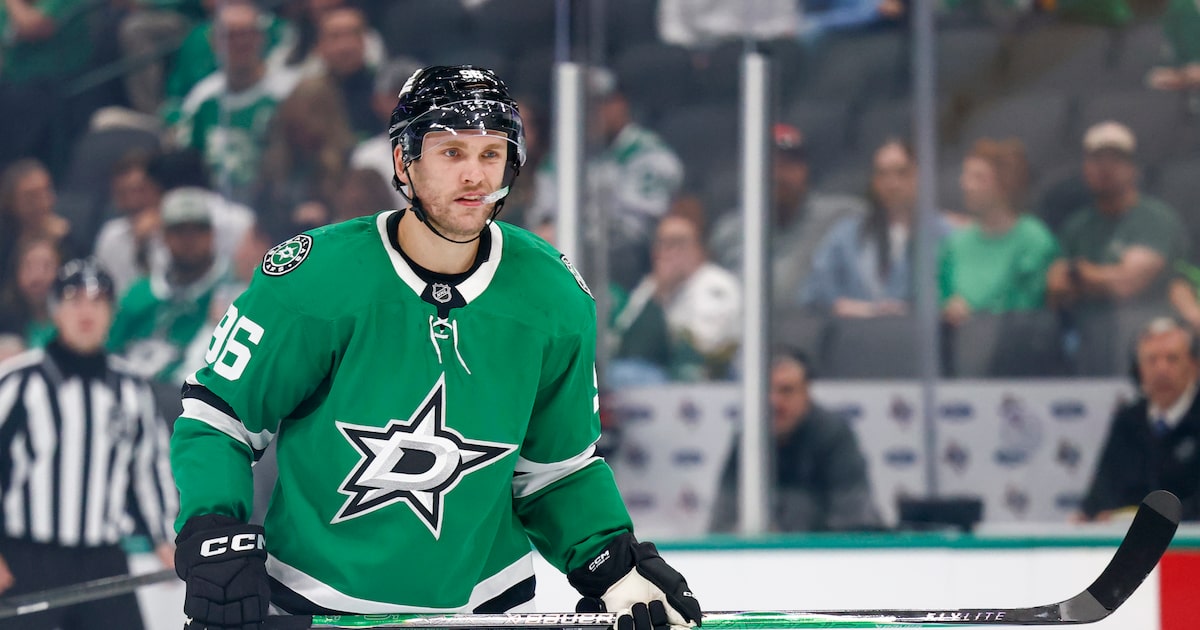 Mikko Rantanen, Jason Robertson headline forwards