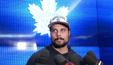All eyes on Matthews as Maple Leafs’ fate now squarely on his shoulders
