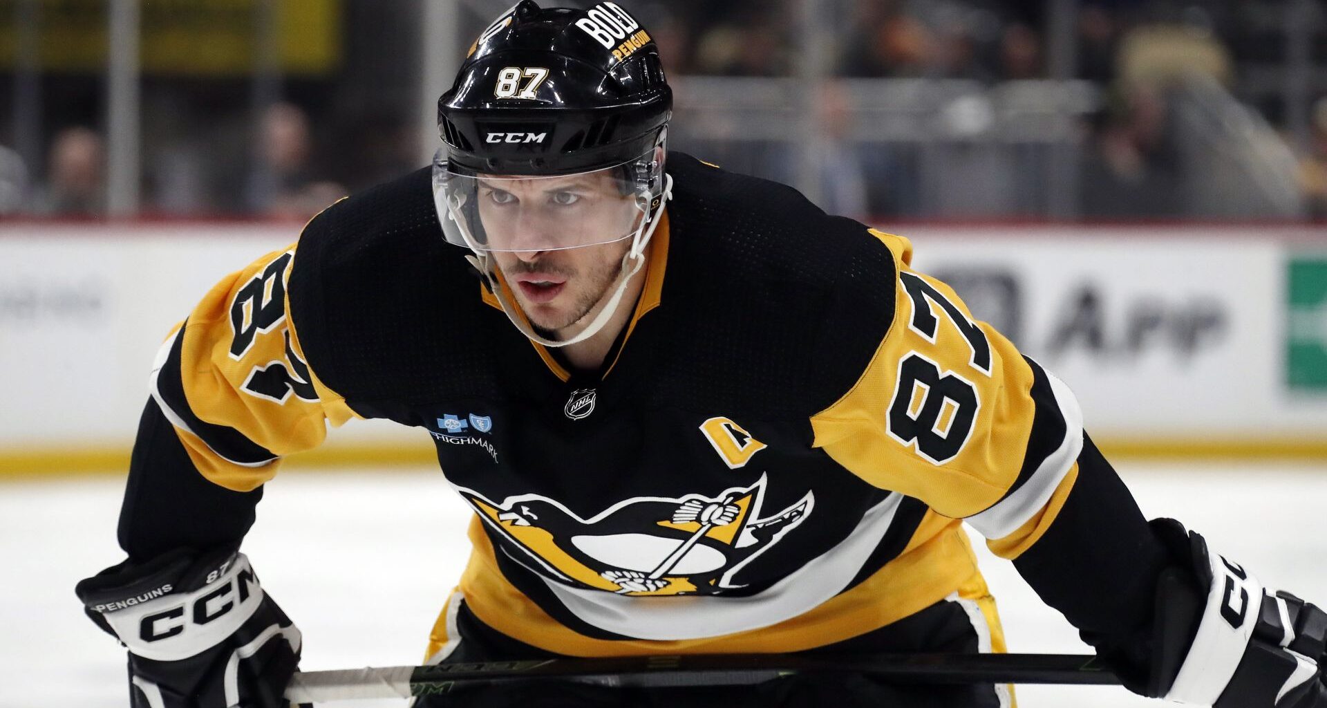 Penguins' Sidney Crosby Shoots Down Trade Rumors