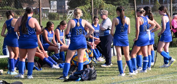 Warren Regina coach Carolyn L:ekki addresses her players during halftime of Monday's game with Clarkston on Sept. 8, 2025 (DAN STICKRADT -- MediaNews Group