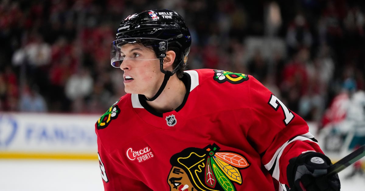 Chicago Blackhawks shopping 2020 first-rounder Lukas Reichel