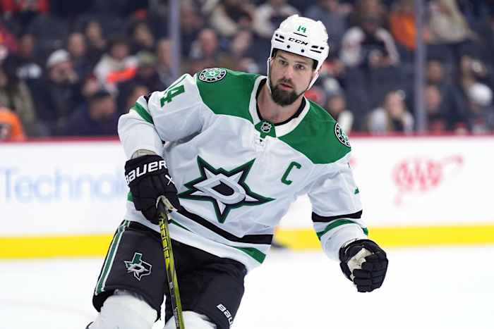 Dallas Stars captain Jamie Benn to undergo surgery for a collapsed lung