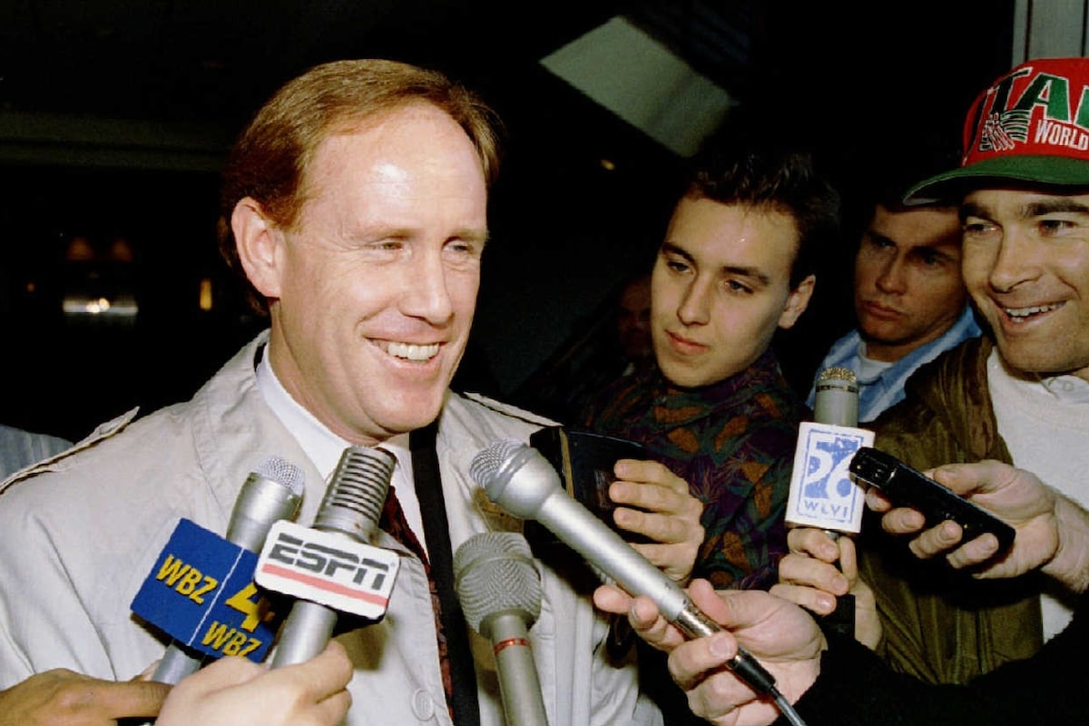 Former NHLPA head Bob Goodenow dies at 72