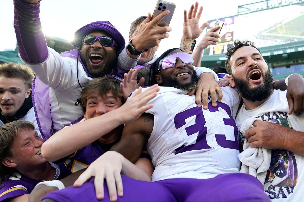 What To Expect At The Vikings' Season Opener In Minnesota