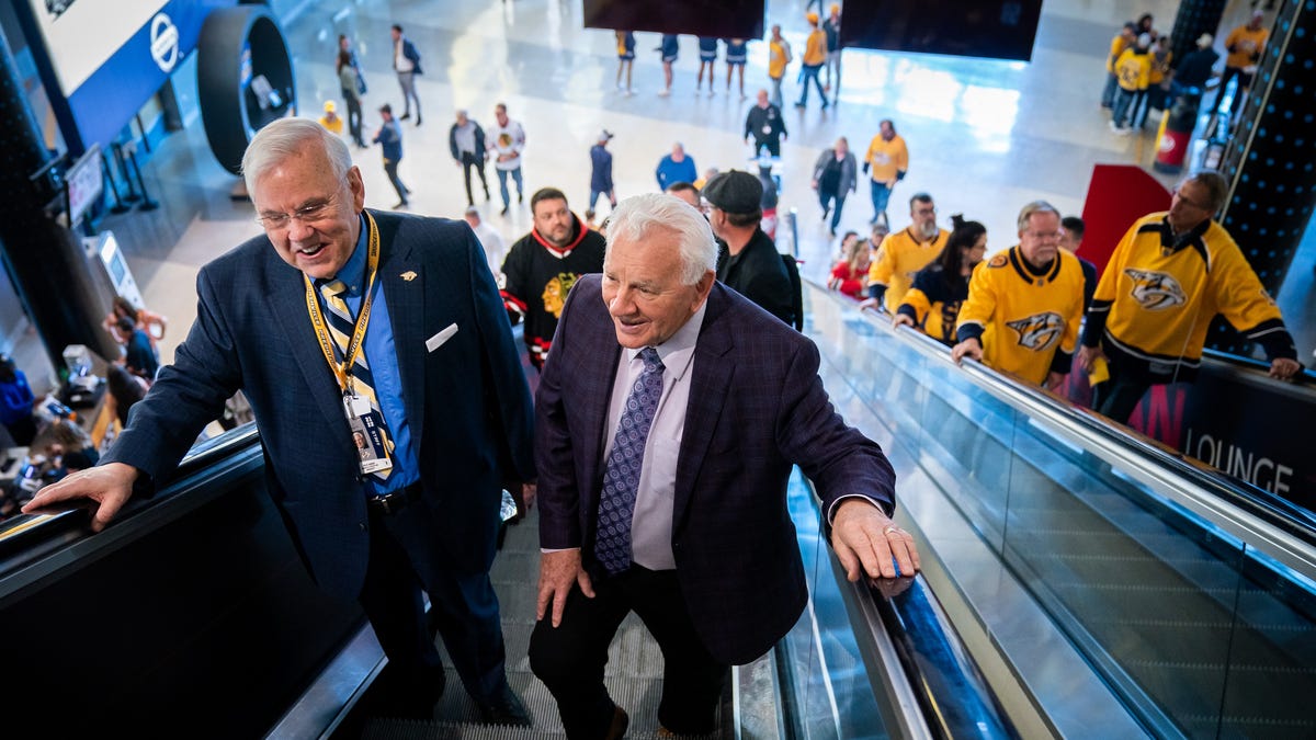Nashville Predators inducting Terry Crisp, Pete Weber in Golden Hall