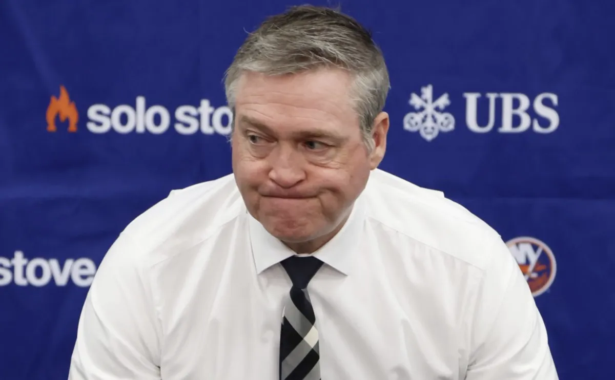 Commotion dans le vestiaire des Islanders : Patrick Roy est dans l