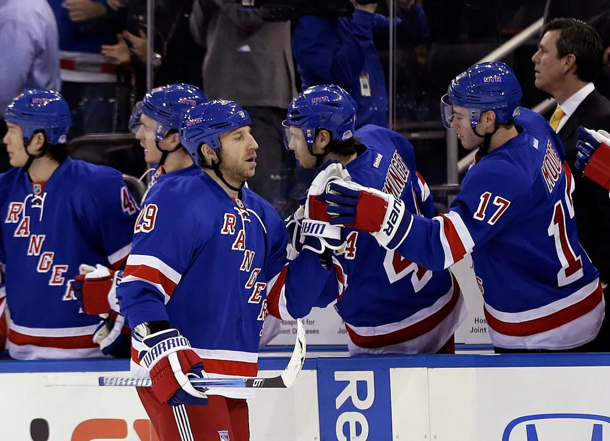 Ryane Clowe named assistant GM of the New York Rangers