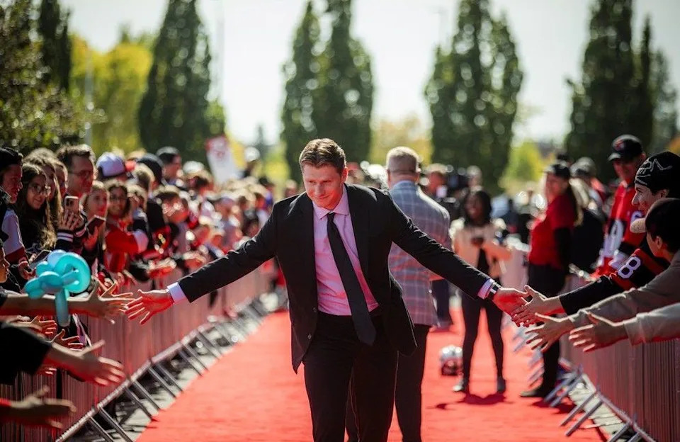 The Ottawa Senators’ Jan Jenik walked the red carpet Sunday at the Fan Fest.