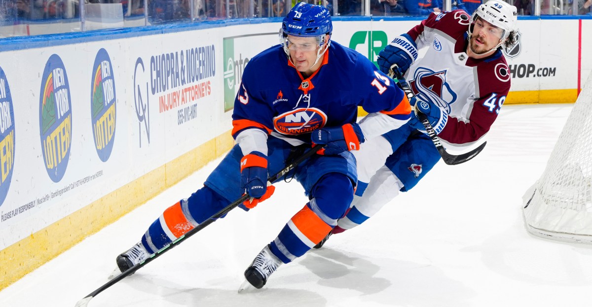 Islanders News: Training camp roster, weigh in, try out - Lighthouse Hockey