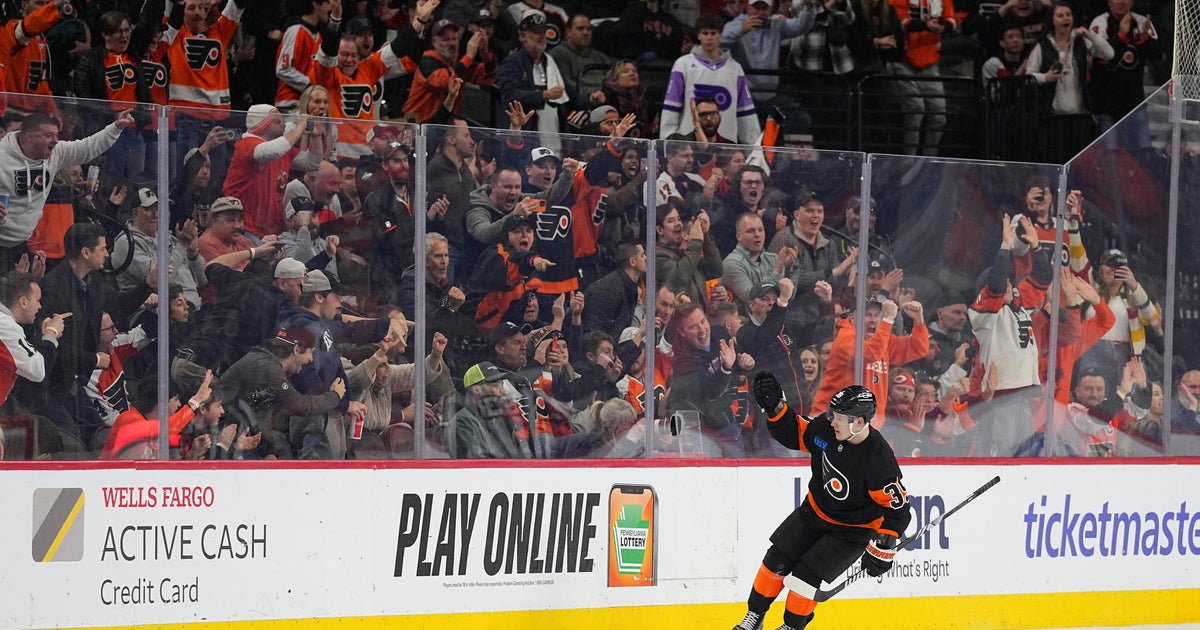 Philadelphia Flyers end losing streak with shootout win over Tampa Bay Lightning
