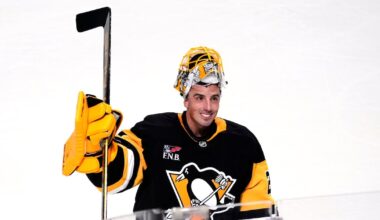 Marc-Andre Fleury gets a farewell in Pittsburgh, plays a final period with the Penguins