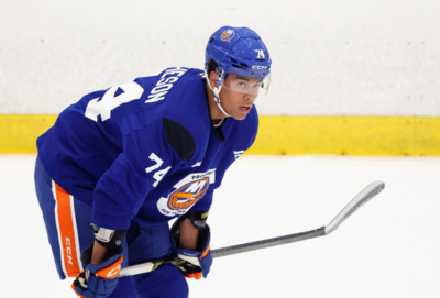 “He hits hard,” says Islanders’ Alexander Romanov on Kashawn Aitcheson ahead of OHL return