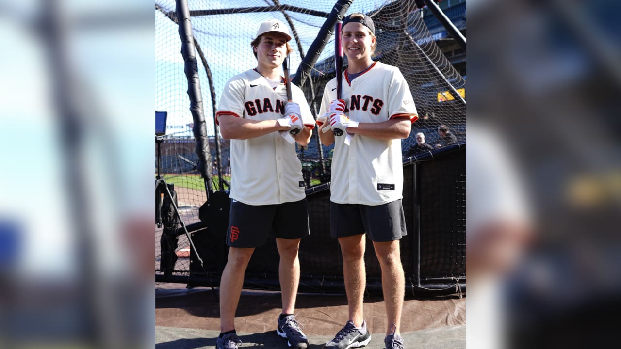 Celebrini, Smith take batting practice before Giants game