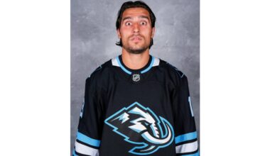 Tanev looks like he got Mammoth-sized surprise in Utah team photo