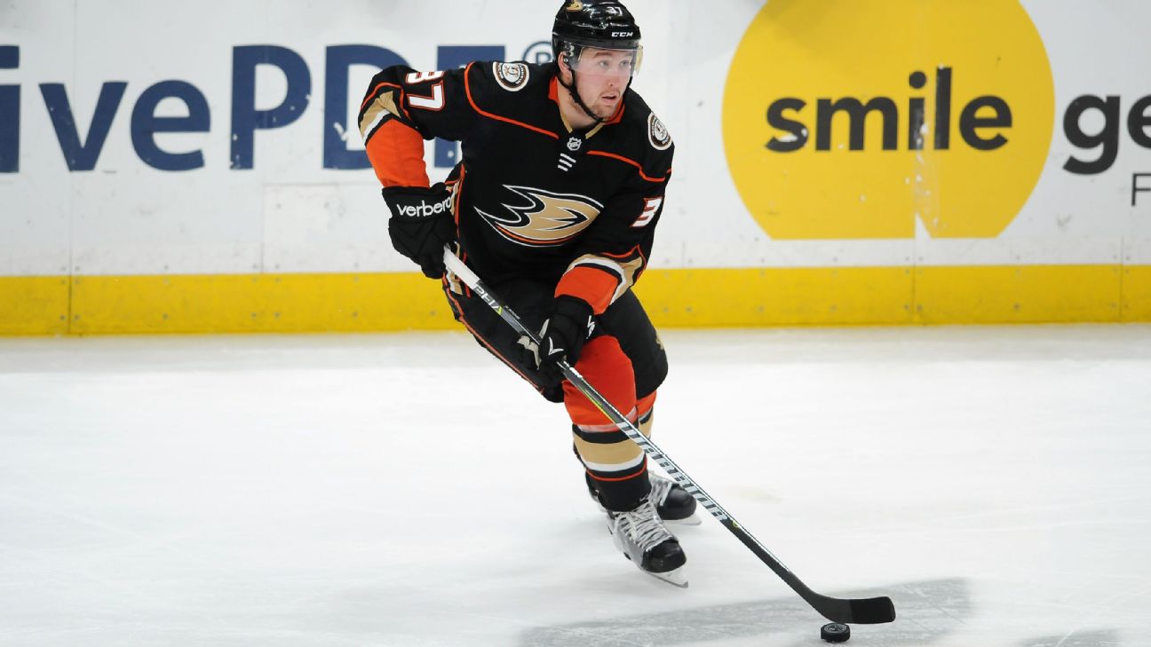 Ducks sign holdout Nick Ritchie to three-year deal