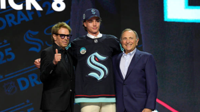 Seattle Kraken reveal glowing all-black third jersey for 2025-26 NHL season