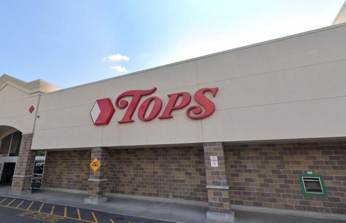 FREE Buffalo Sabres Lawn Signs, Cooler + Lunchbox Giveaway TONIGH