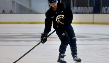David Pastrnak joins Bruins' camp for first time this season